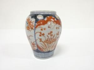 古伊万里　染付赤絵　壺